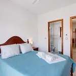 Pescadores Apartament *
